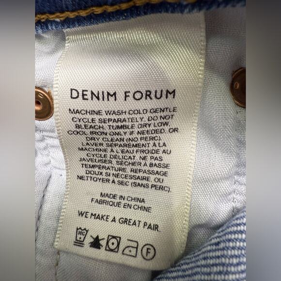 Aritzia Denim Forum The Arlo Hi-Rise Straight Distressed Jeans Size 25 - Picture 6 of 11